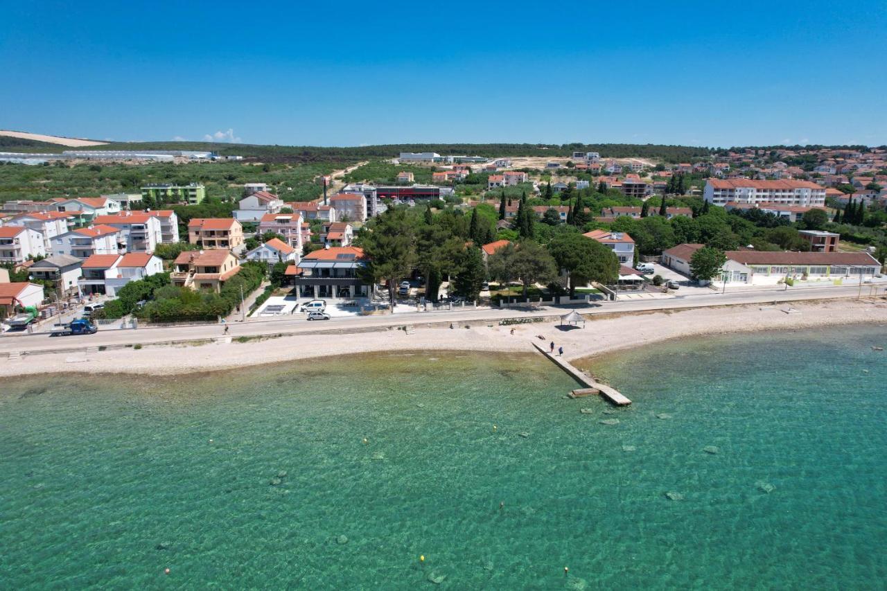 Sea Sound Apartments Rea Sveti Filip i Jakov Exteriér fotografie
